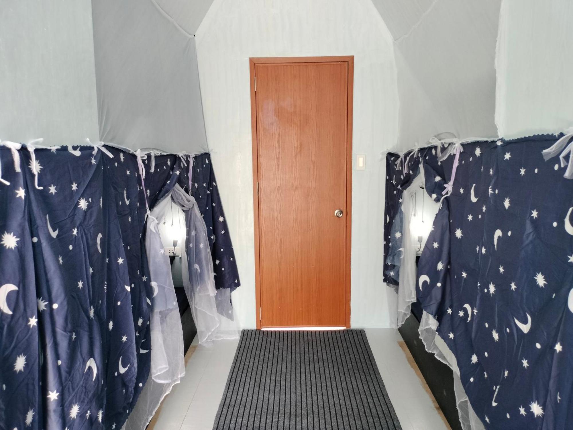 Riu Del Mar Hostel Dauis Room photo